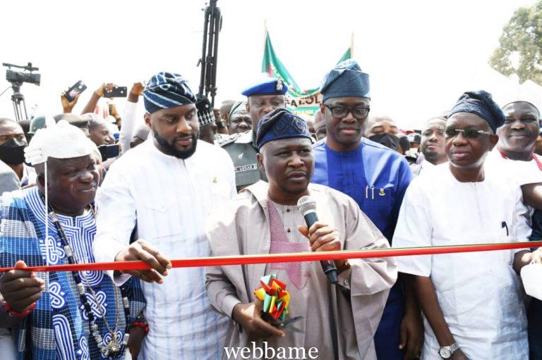 FINTIRI: FINTIRI COMMISSIONS 9.7km SAKI/ILESHA IBARUBA ROAD