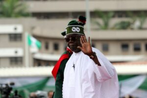 TINUBU RETIRES SERVICE CHIEFS, APPOINTS NEW ONES