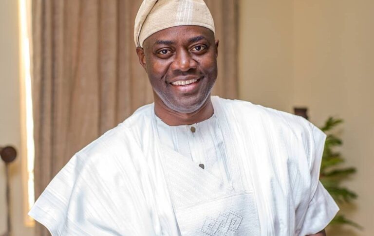 seyi_amakinde_57338931_1010810159111554_8266606942899482742_n-1068x675