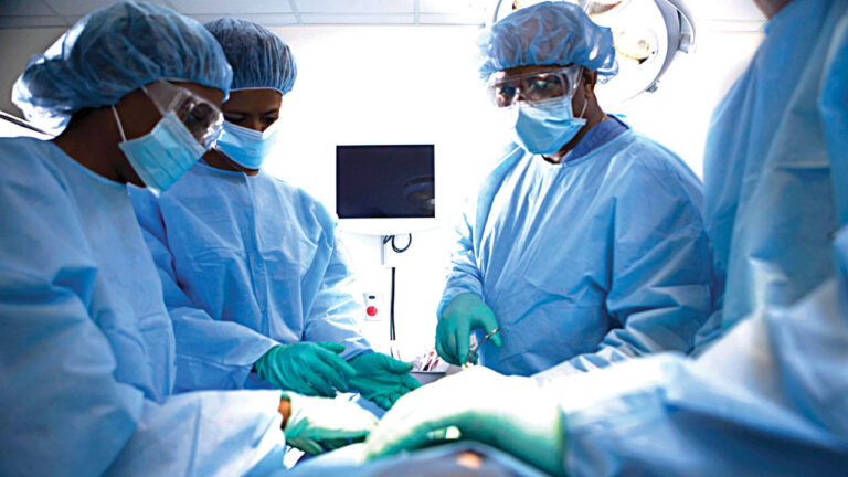 WORKING-DOCTOR-768x432-1