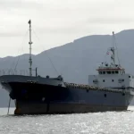 A-Ship-in-the-Strait-of-Hormuz-720x399