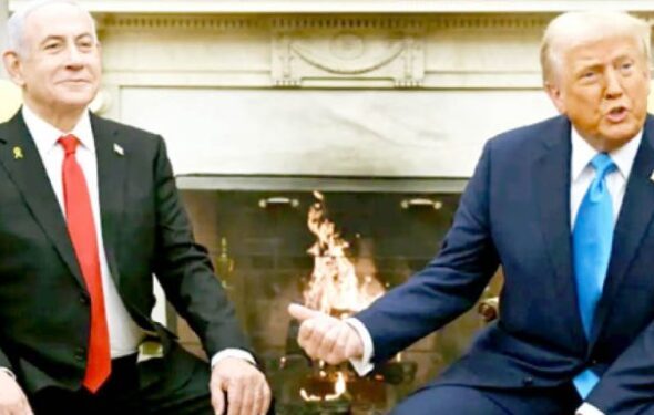 us-president-donald-trump-right-meets-israels-prime-minister-benjamin-netanyahu-in-washington-dc-on-tuesday-768x397-1-750x375 (2)